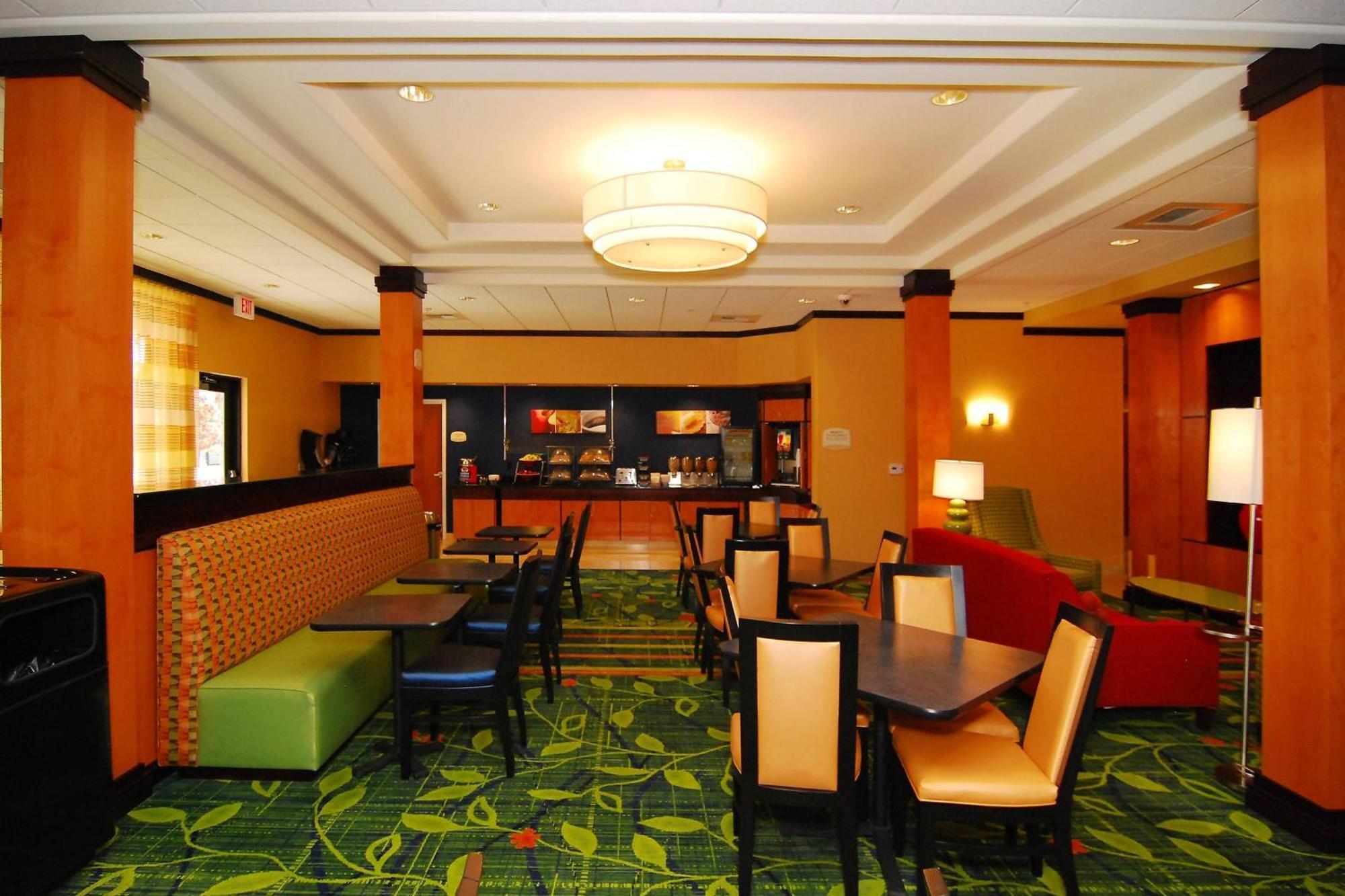 Fairfield Inn & Suites Tehachapi Dalaman gambar