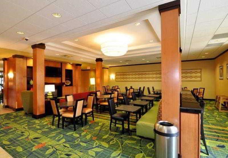 Fairfield Inn & Suites Tehachapi Restoran gambar